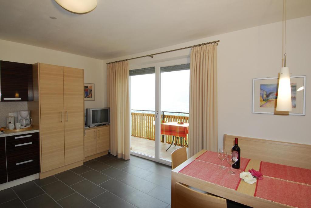 Aparthotel Der Blaue Reiter Schenna Exteriér fotografie