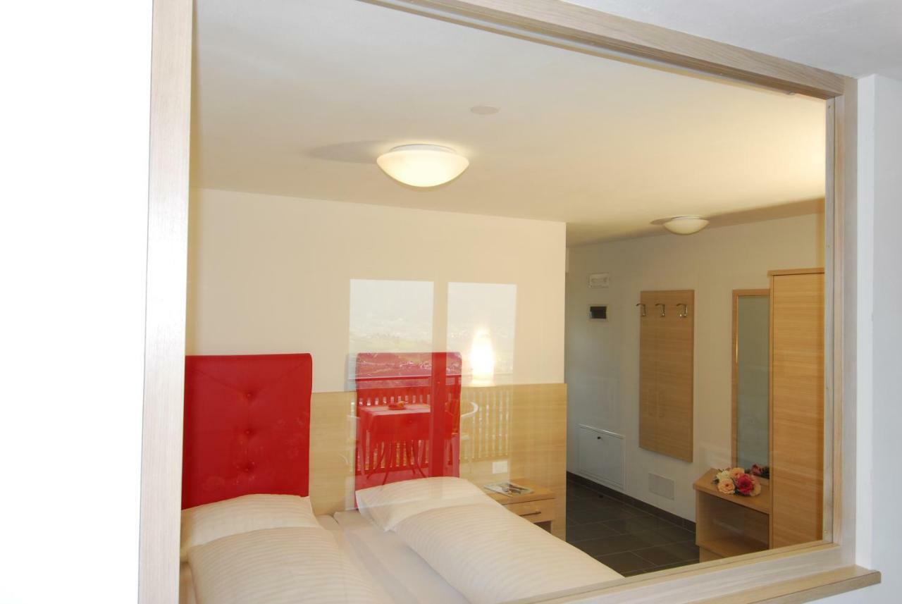Aparthotel Der Blaue Reiter Schenna Exteriér fotografie
